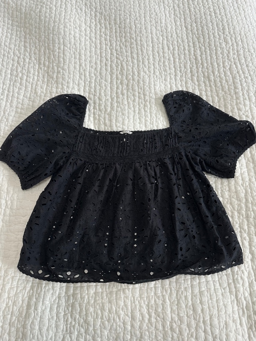 Aritzia Wilfred Black Blouse Size Medium